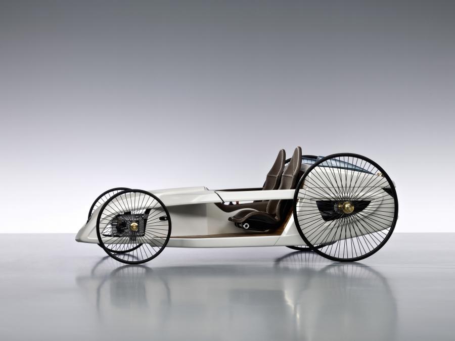  Mercedes-Benz F-Cell Roadster Concept 2009 года  (фото 18 из 23)